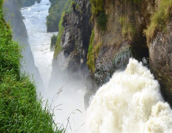 Explore Murchison Falls