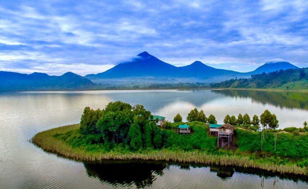 Lake Mutanda with activities to do and where to stay